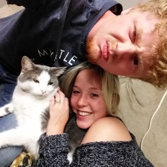 Meet your Posher, Hailey - Picture 1 of 1